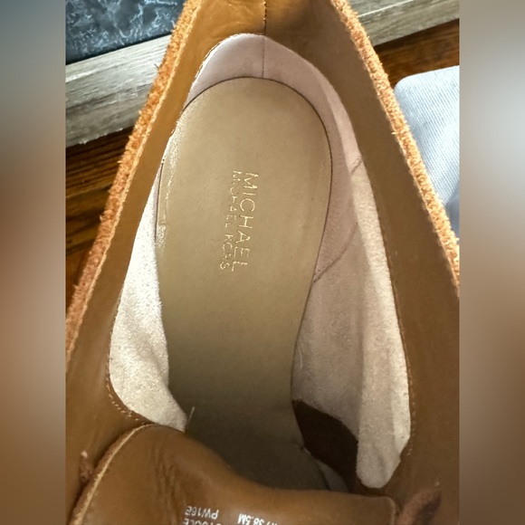 Michael Kors suede ankle booties - Picture 9 of 11